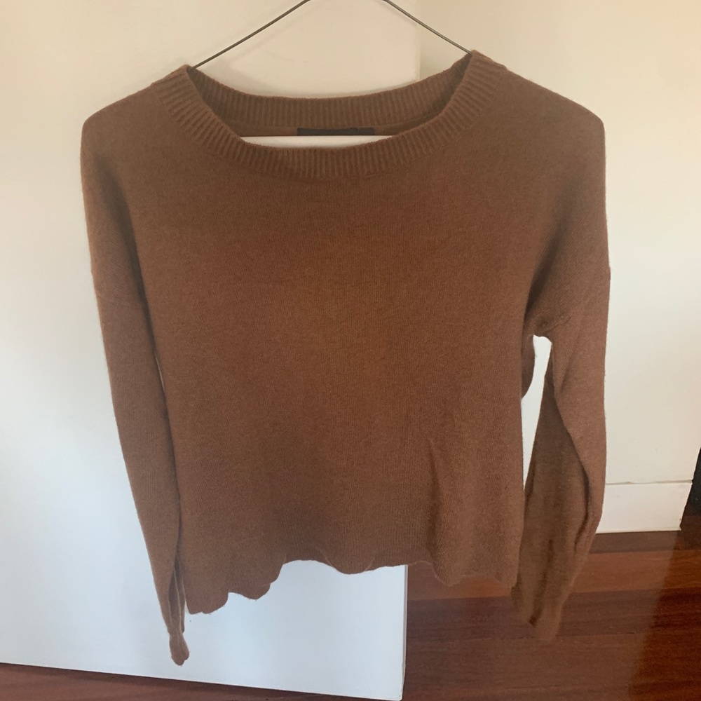 Brown cashmere sweater from Theory